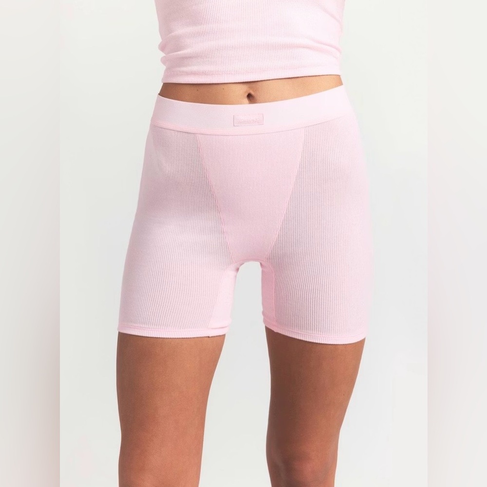 Skims Pink Ribbed Boxer Shorts Med